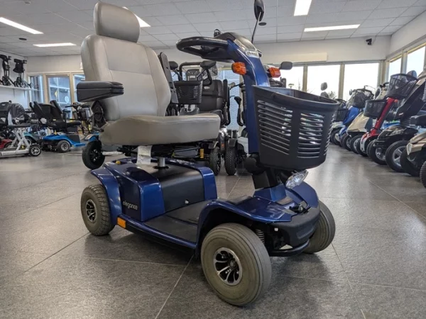 Scootmobiel blauw